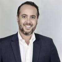 2400+ perfiles de «Sciuto»