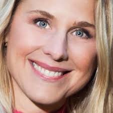 Anna Erhardt (@AnnaErhardt)