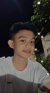 Mereka juga akan sangat hancur ketika mengetahui mantan pacarnya sudah move on, apalagi sudah memiliki pacar baru. Kyakk Fotografi Remaja Fotografi Orang Foto Anak Laki Laki