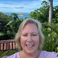 Have you thought about purchasing a Marco Island Single Family Waterfront  Home? ! ❤️ Priced $995,000-$15,500,000. Take a look at some Active Listings  by scanning the QR Code or clicking