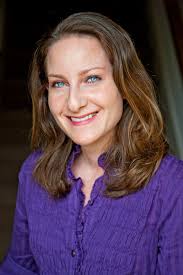 Monique Roy's Instagram, Twitter & Facebook