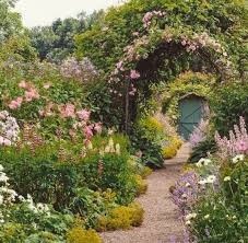 Pin By K A Y L A On Aesthetic In 2020 Beautiful Gardens Garden Tours Garden Design