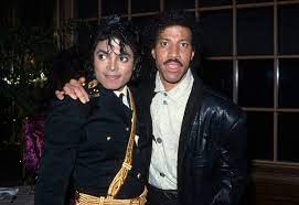 Lionel Richie Was Terrorized At Michael Jackson S Home By His Animals While Writing We Are The World