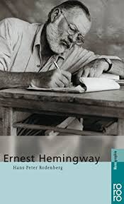 Ein intelligenter mann ist manchmal dazu gezwungen betrunken zu sein, um zeit mit idioten zu verbringen. Ernest Hemingway Zitate