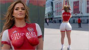 Arsenal Female Fan Goes NAKED to Emirates Stadium! OnlyFans Model Arabella  Mia, aka GreenGirlBella Shows Up to the Gunners' Final Game of Season in  Body Paint (View Pics) | 👍 LatestLY