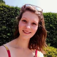 Anna Hendrix's Instagram, Twitter & Facebook