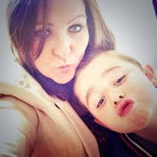 Donna Hennessy (@hennodon)