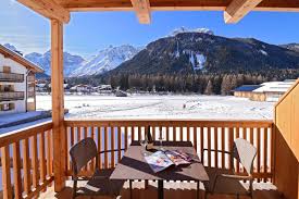 Per una vacanza con quel di più di spazio. Appartamento Schaefer 1 Alpenraum Appartamenti A Sesto San Candido Dobbiaco