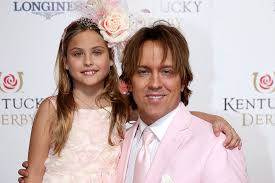 Anna nicole smith's ex reveals what he tells daughter dannielynn. Anna Nicole Smith S Daughter The Spitting Image Of Tragic Star Page Six