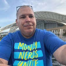 Headline Guest Annoncement.Standing at 7'2 The Great Khali! Coming all the  way from India, WWE Hall of Famer and former World Heavyweight Champion  making a rare public appearance in the United States