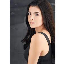 Idalia valles, a bilingual mexican american actress found her love of the arts through training with theater under the stars for 11 years. Idalia Valles Facebook