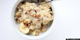 They take the same amount of liquid and are usually done in about a minute on the stovetop or in the microwave. How To Cook Oatmeal On Your Stovetop Rolled And Steel Cut Huffpost Life