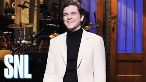 Harington and leslie are now completely open about their relationship, and as they make the rounds of talk shows and magazines, we get to find out so even if jon snow is romantically involved with daenerys targaryen these days, kit harington and rose leslie are rock solid. Kit Harington And Rose Leslie Love Story Timeline Time