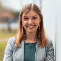 100+ "Julia Geiger" profiles