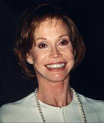 Mary Tyler Moore's 'Aunt Bertie' Served As Early Inspiration For Her Life  and Career: A Look Back