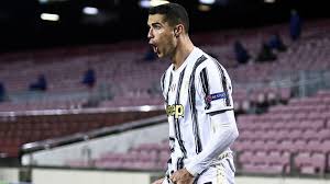 العالم فهو يلعب فريال مدريد الشهير يتميز عالية فهو شئ رئيسي فمباريات الريال مدريد. Video Cristiano Ronaldo Makes It Three As He Surpasses Pele S Record Juvefc Com