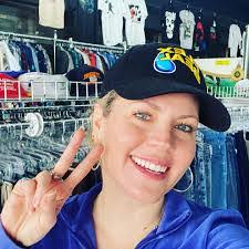 Jessica Fiveash's Instagram, Twitter & Facebook