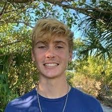 Conner Lee's Instagram, Twitter & Facebook