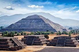 Most of the construction in tenochtitlan took place during the reigns of four aztec kings beginning in the 1470s. Aztec Civilization National Geographic Society
