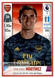 Он играет на позиции вратарь. Sticker 54 Emiliano Martinez Panini English Premier League 2019 2020 Laststicker Com English Premier League Premier League Ruben Loftus Cheek