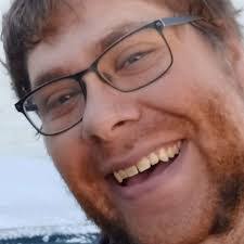 Jesse Crump's Instagram, Twitter & Facebook