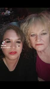 Jana Rogers's Instagram, Twitter & Facebook