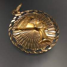 Over 600,000+ items for jewelry making, beads & pendants, clasps & chains, huge selection. Cleopatra Nefertiti Blind Justice Double Sided Etsy Nefertiti Egyptian Queen Nefertiti Yellow Gold Pendants
