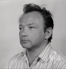 Dubna 1994 v praze ve věku nedožitých sedmdesáti čtyř let. Rudolf Hrusinsky Ml Filmovy Prehled