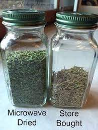 How To Dry Herbs In The Microwave Homemade Spices Homemade Seasonings Drying Herbs