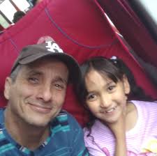 Asociación Mundial de Frutoterapia y Medio ambiente, Albert Ronald Morales 