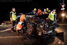 It shows all personal information about the players, including age, nationality, contract duration and current market value. Seine Et Marne En Images Prise De Panique Elle Percute Un Bus A Ozoir La Ferriere La Republique De Seine Et Marne