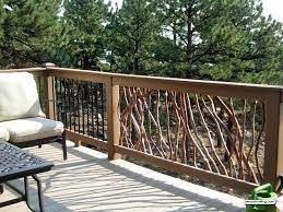 Beberapa di antaranya, terbuat dari beton, besi, kaca, kawat besi, dan kayu. 8 Ide Railing Balkon Ciamik Untuk Hunian Kesayangan