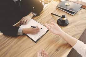 Often times, an attorney can demand higher amounts from an insurance company than an individual, as the threat of filing a lawsuit can pressure them to offer more money, to keep it out of court. How To Settle An Insurance Claim Without A Lawyer Legal Inquirer