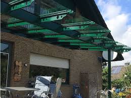 Uberdachungen Mit Glas Wie Terrassenuberdachungen Minden Carports Detmold Oder Ein Vordach Als U Uberdachung Terrasse Terrassenuberdachung Terrassenverglasung