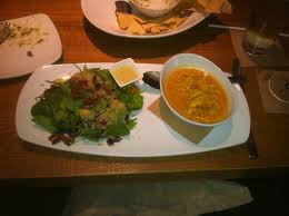 Whether you're craving fresh lobster, oysters, or vegetarian fare, you can find it here. California Pizza Kitchen Picture Of California Pizza Kitchen Troy Tripadvisor