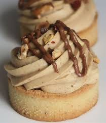 Tartelette Pralin Avec Les Restes Pate Sucree Amande Praline Pure Ganache Chocolat Noir Et Chocolat Au La Tarte Aux Pralines Patisserie Recettes De Cuisine