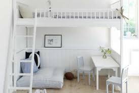 Lukisan merupakan salah satu benda seni yang dapat memberikan. Intip Desain Kamar Tidur Anak Yang Buat Anak Betah Di Rumah