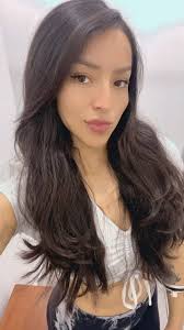 Trabaja en ti porque te quieres, jamás te mires sintiéndote menos porque no  luces como x o y. todo los cuerpos SON DIFERENTES y cada uno se desarrolló  y avanza diferente. Tú valor personal y esencia ...