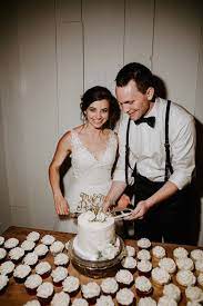 Red velvet cake red velvet sponge with a vanilla buttercream filling. How To Select Your Wedding Cake Fillings Each Every Detail