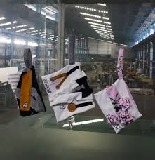 Tempat Menyimpan Alat Tulis Make Up Hp Dll Tempat Menyimpan Stetoskop Spesial Anggoro S Mini Snelli Ide Eksekusi Oleh Ririn Ryn Alat Tulis Stetoskop