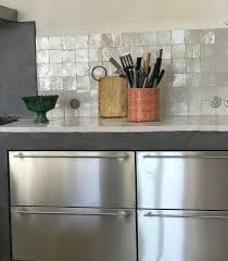 Boutique Carreaux De Ciment Zelliges Terres Cuites Emaillees Arborescence Credence Cuisine Carrelage Cuisine Zellige