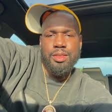 sydney boyer (@s_bbboyer)