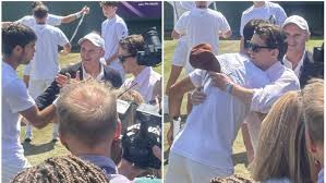 El encuentro entre Carlos Alcaraz y Tom Holland: He oído que te gusta el  golf...