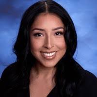 Alexandra Zarate's Instagram, Twitter & Facebook