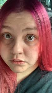 I just dyed my hair and I love it 😍 Watermelon vibes ✨🍉✨ What do you  think? ☺️