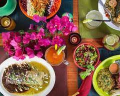 Choose from the mexican menu for tauranga barrio to savour the big, tastebud tingling flavours of mexico and fill your bellies with traditional mexican dishes. Order Barrio Queen Tequileria Stetson Delivery Online Phoenix Menu Prices Uber Eats