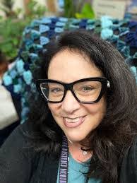 Melissa Ardon's Instagram, Twitter & Facebook