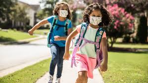Journée familiale soulignant la rentrée des classes. Rentree Scolaire Et Covid 19 Quel Sera Le Niveau Du Protocole Sanitaire Magicmaman Com