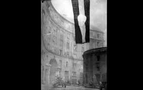 Revolta născută aproape spontan a fost îndreptată împotriva abuzurilor partidului comunist. Pagina De Istorie RevoluÈ›ia MaghiarÄƒ Din 1956 È™i ReverberaÈ›iile Ei In Romania Rfi Mobile