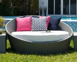 Not only hotels but also houses are using outdoor round daybeds with canopy to get an awesome comfortable feeling. Hallo Round Daybed With Canopy Architonic